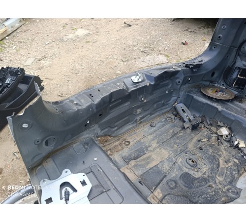 Задняя панель