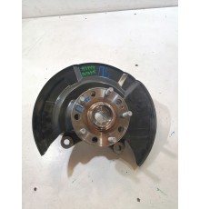 Кулак поворотный передний левый