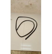 Уплотнительная резинка люка крыши