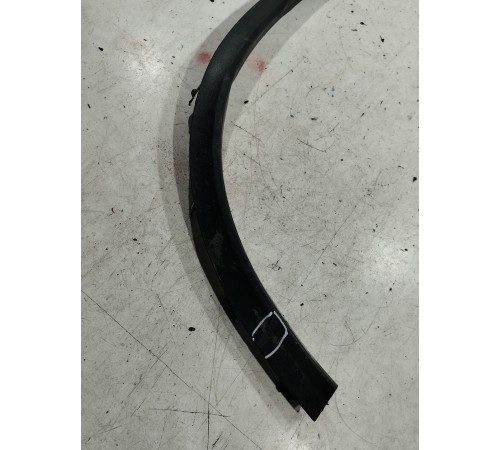 Накладка расширителя крыла передняя левая