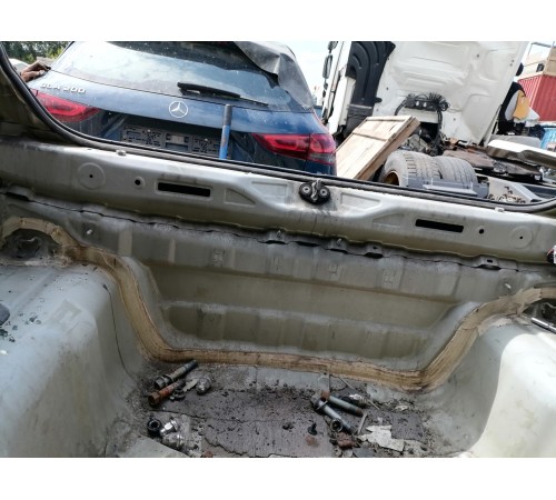 Панель задняя