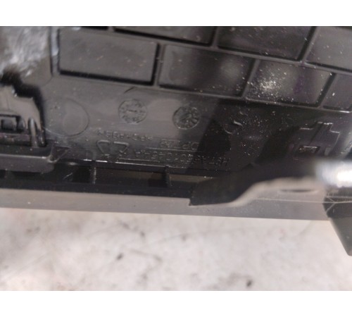 Воздушный дефлектор левый