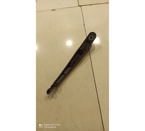 Поводок стеклоочистителя(задний)