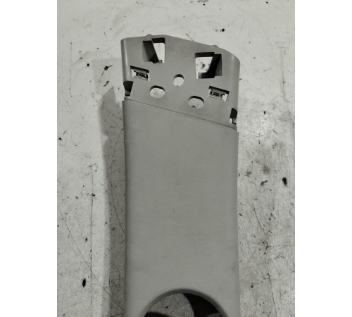 Обшивка центральной стойки(левая верхняя)