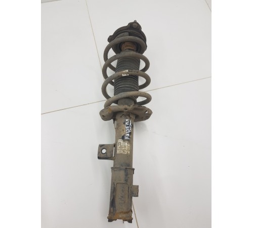 Амортизатор подвески передний правый в сборе