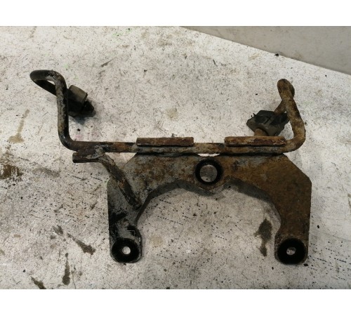 Кронштейн глушителя