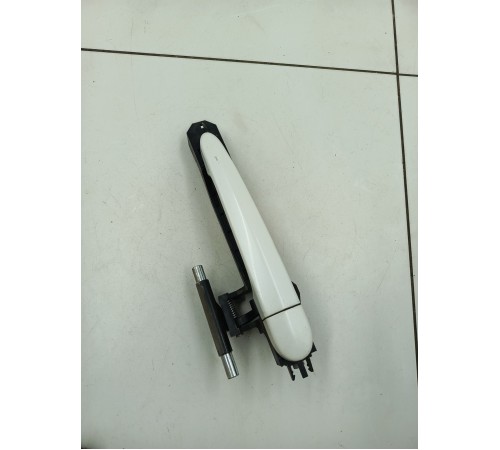 Ручка двери задняя правая наружная