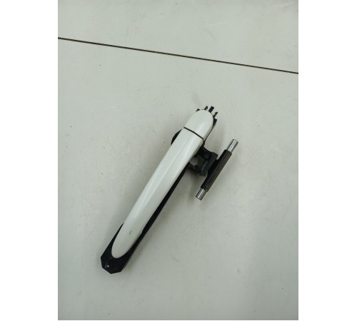 Ручка двери задняя правая наружная