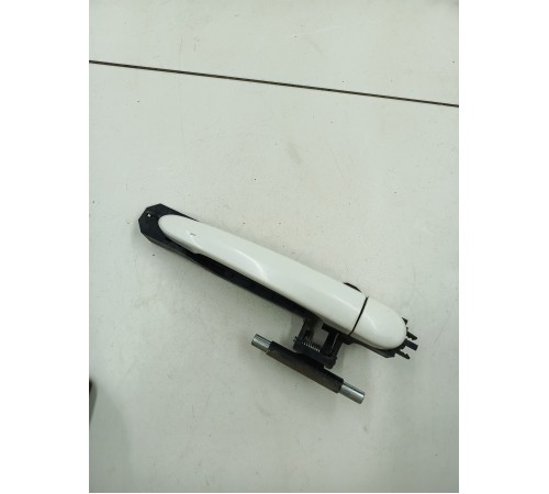 Ручка двери задняя правая наружная