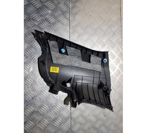 Обшивка салона задн. прав.