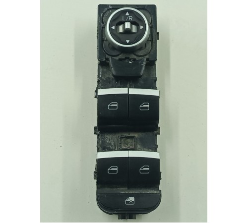 Блок управления стеклоподъемниками передний левый