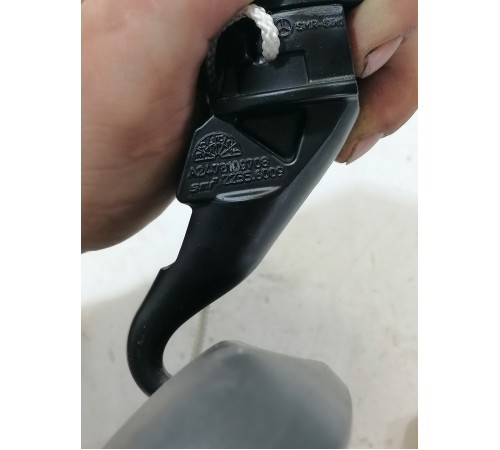 Зеркало заднего вида салонное