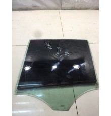 Стекло двери (заднее, левое)