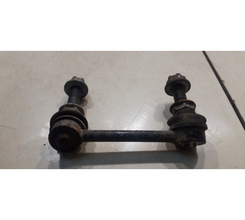 стойка стабилизатора (задняя, правая)