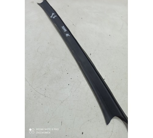 Уплотнитель крышки багажника