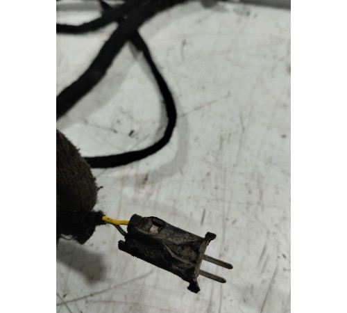 Электропроводка двери передняя левая