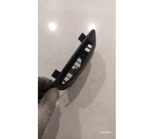 Воздуховод передний правый