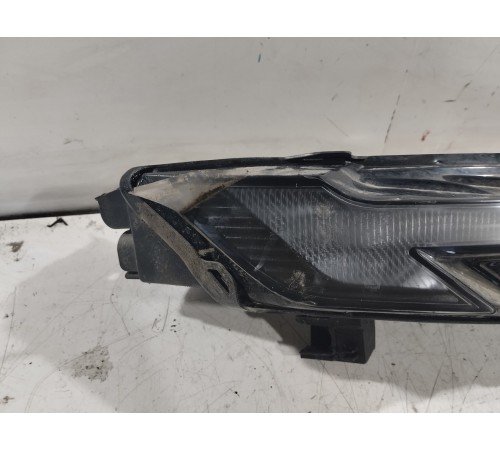 Фара передняя правая