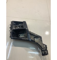 Кронштейн заднего бампера (правый верхний)