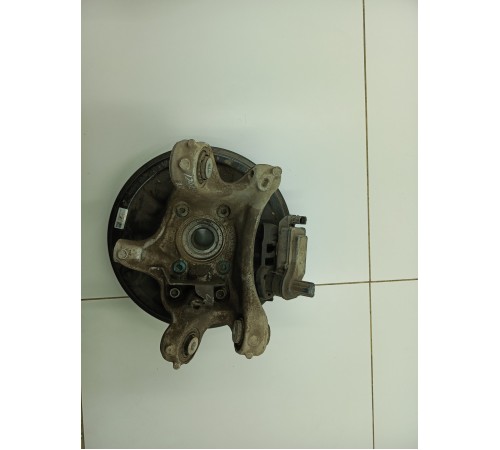 Кулак поворотный задний правый