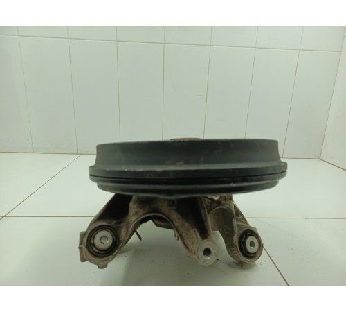 Кулак поворотный задний правый