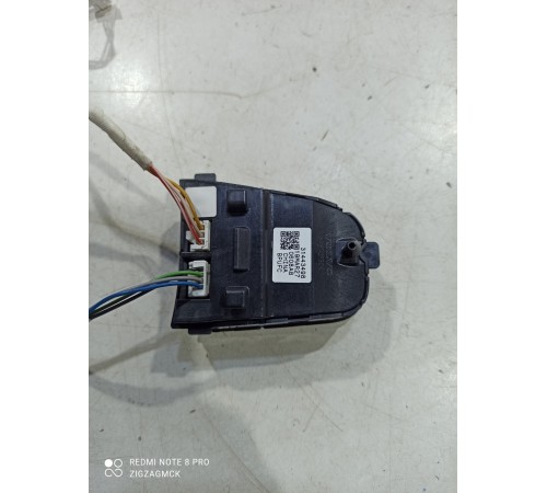 Кнопки руля многофункциональные правые