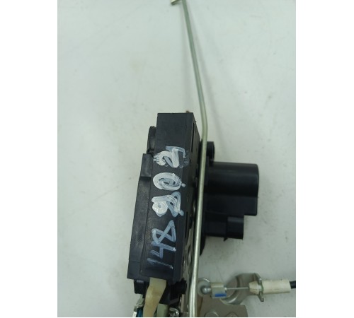 Замок двери передний правый