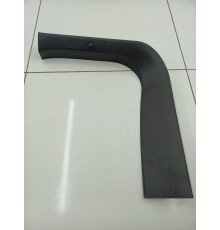 Обшивка двери крышки багажника правая верхняя