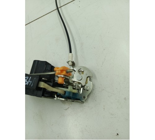 Замок двери передний правый