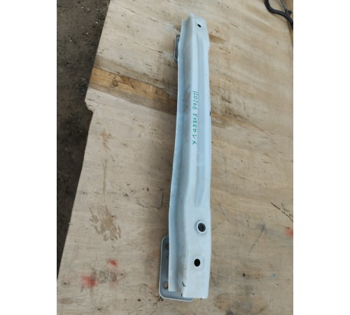 Усилитель заднего бампера