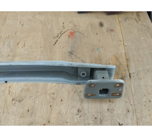 Усилитель заднего бампера