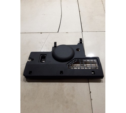 Накладка торпедо нижняя левая