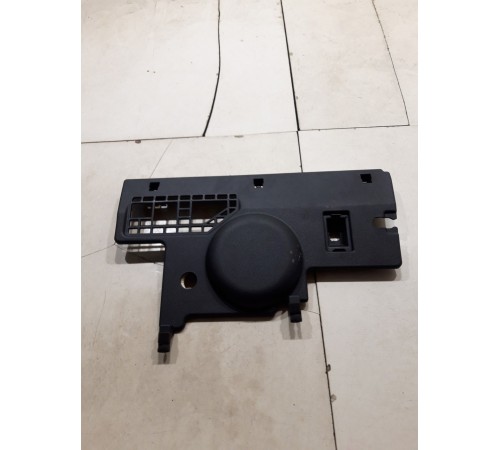 Накладка торпедо нижняя левая