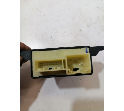 Блок управления двери задний правый