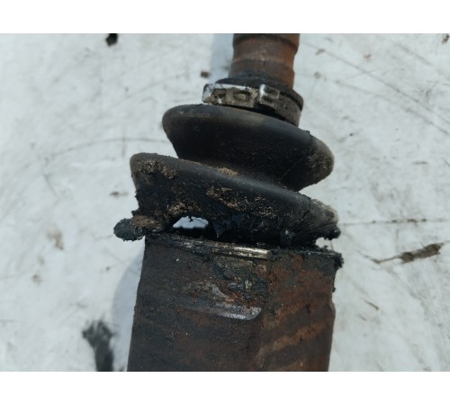 Привод (полуось) передний левый