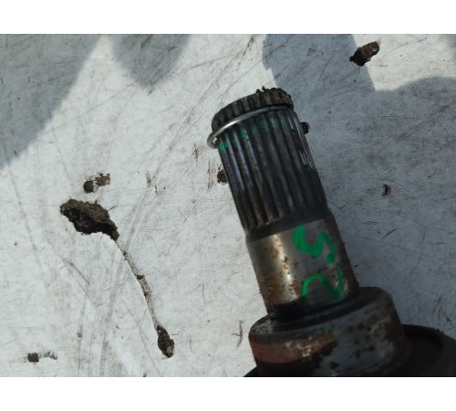 Привод (полуось) передний левый