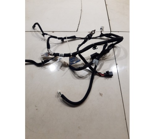 Электропроводка крышки багажника