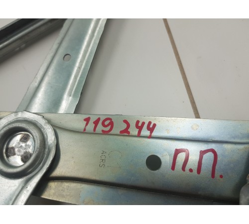 Стеклоподъемник двери передний правый