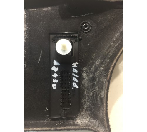 Обшивка багажника