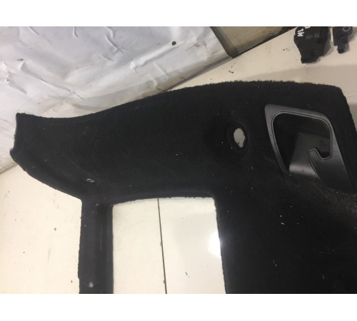 Обшивка багажника