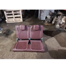 Сиденье третьего ряда 3-тий ряд