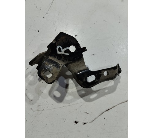 Кронштейн(крепление) кузова правый