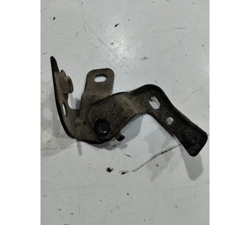 Кронштейн(крепление) кузова правый