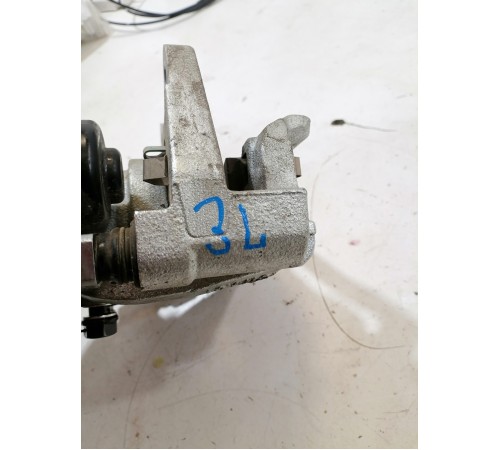 Суппорт задний левый