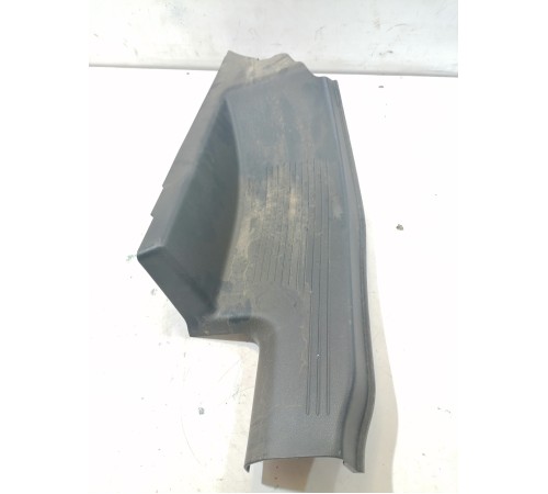 Накладка порога задняя левая