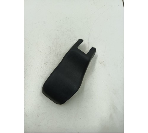 Накладка сиденья передняя правая