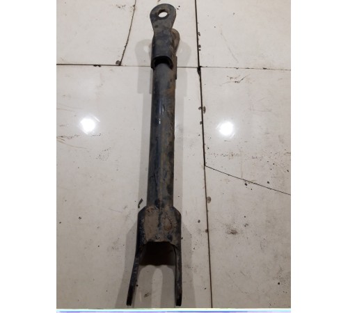 Рычаг подвески (тяга) задний правый