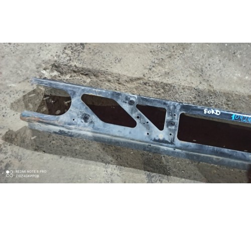 Кронштейн (поперечина) передний буксировочного присоединения