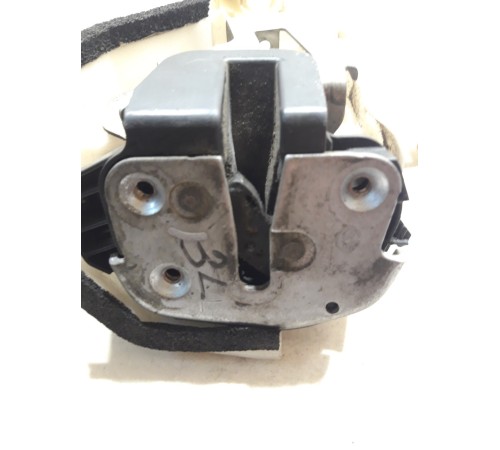 Замок левой сдвижной двери задний