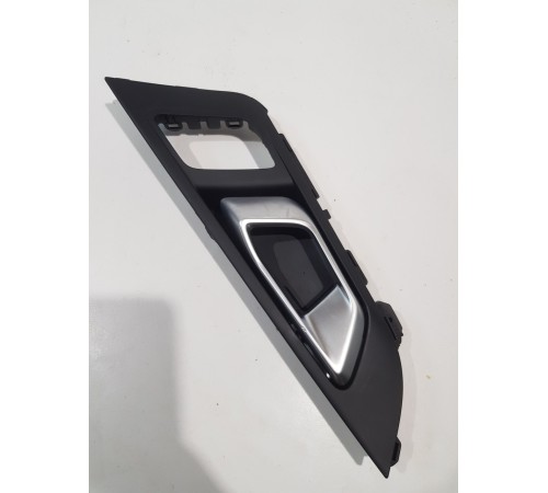 Ручка двери внутренняя передняя левая